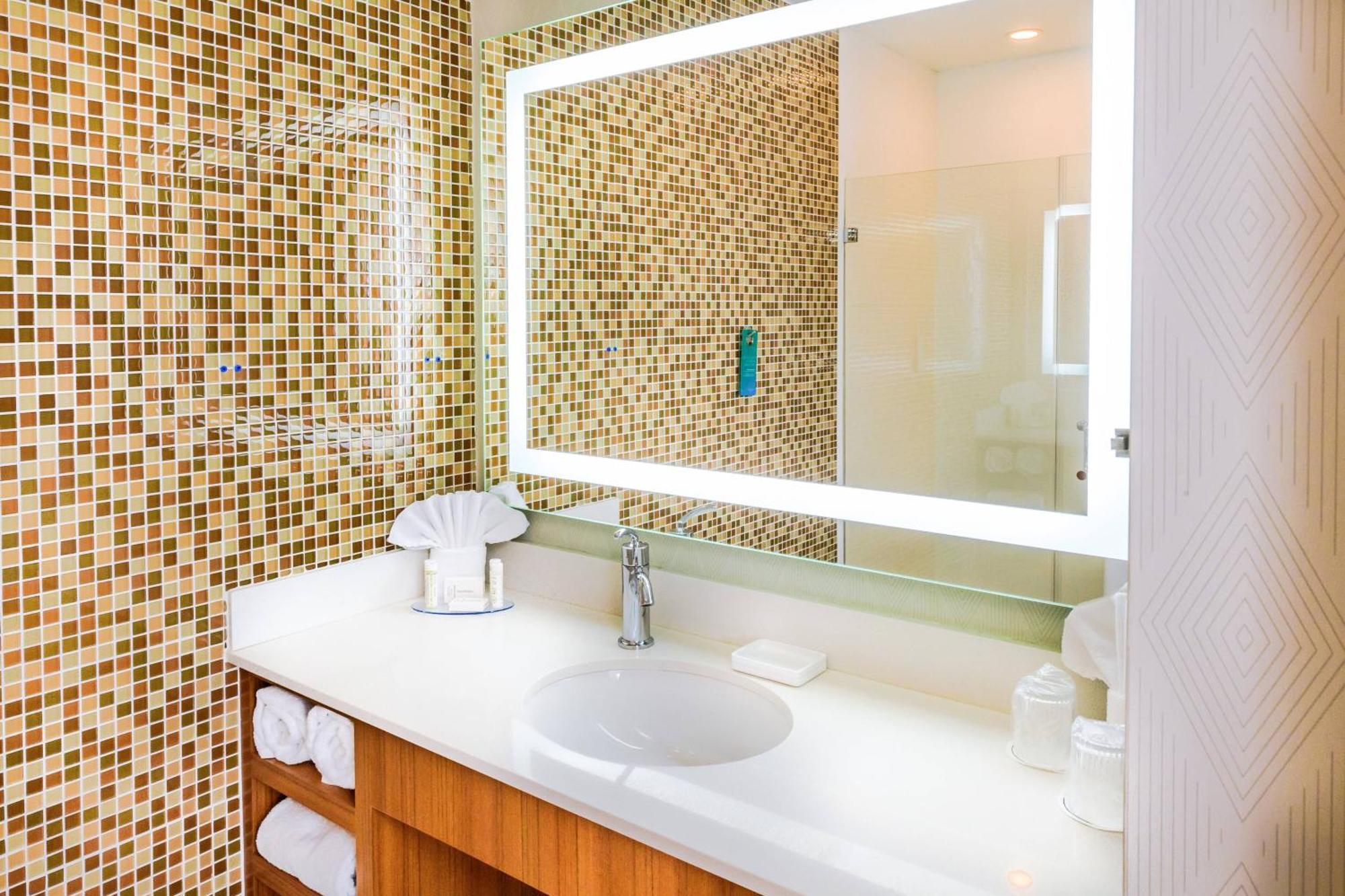 Springhill Suites By Marriott Houston Baytown Exteriör bild